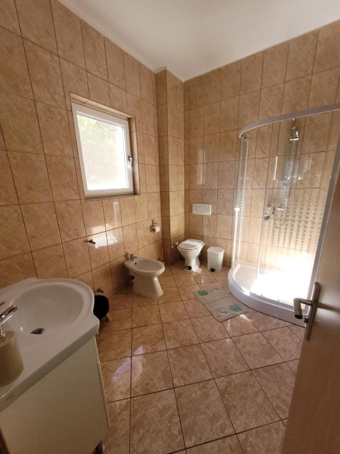 Casa Patryk Hotel Orsova Luaran gambar